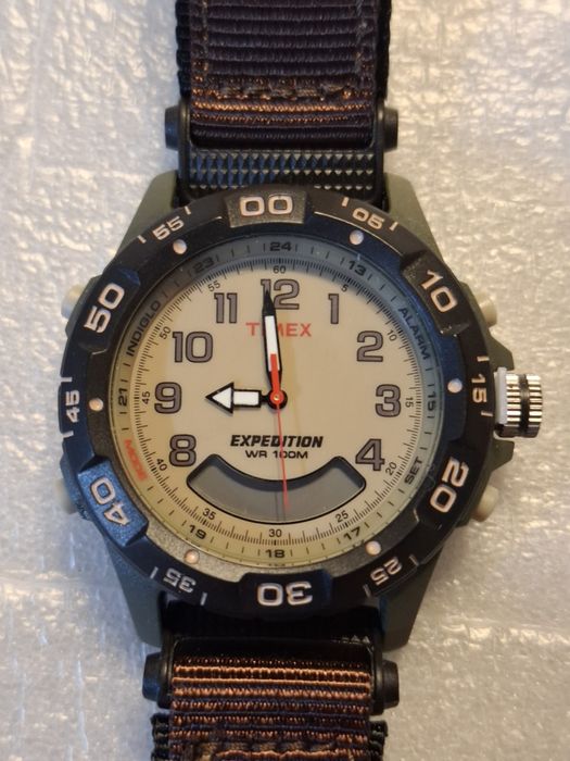 Часы Timex  EXPEDITION  Модель T45181
