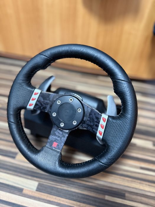 Vand logitech g27 impecabil