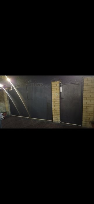 Ворота красивые продам