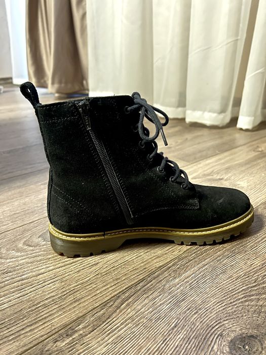 Чисто нови дамски боти Office London