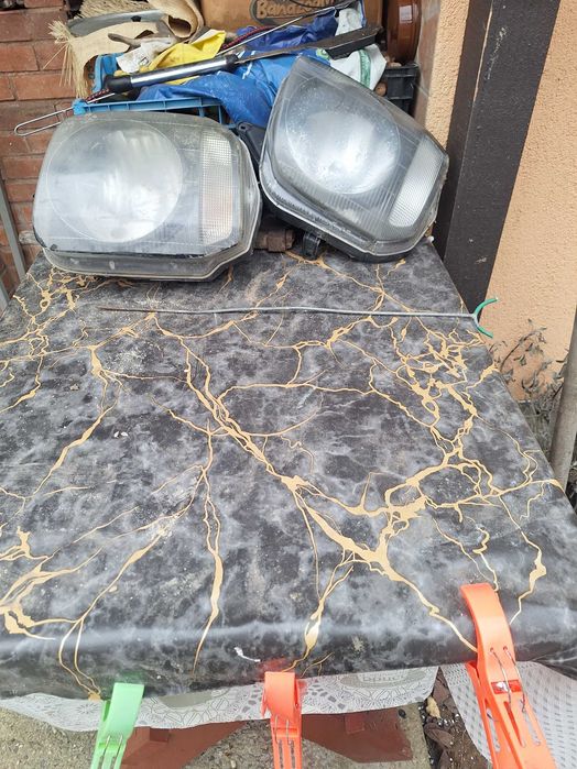 Vând trager si faruri