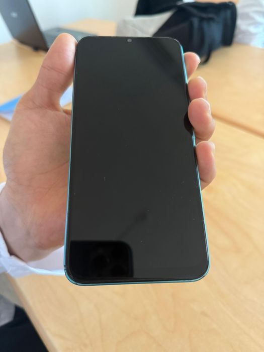 Техно спарк 8С 128GB