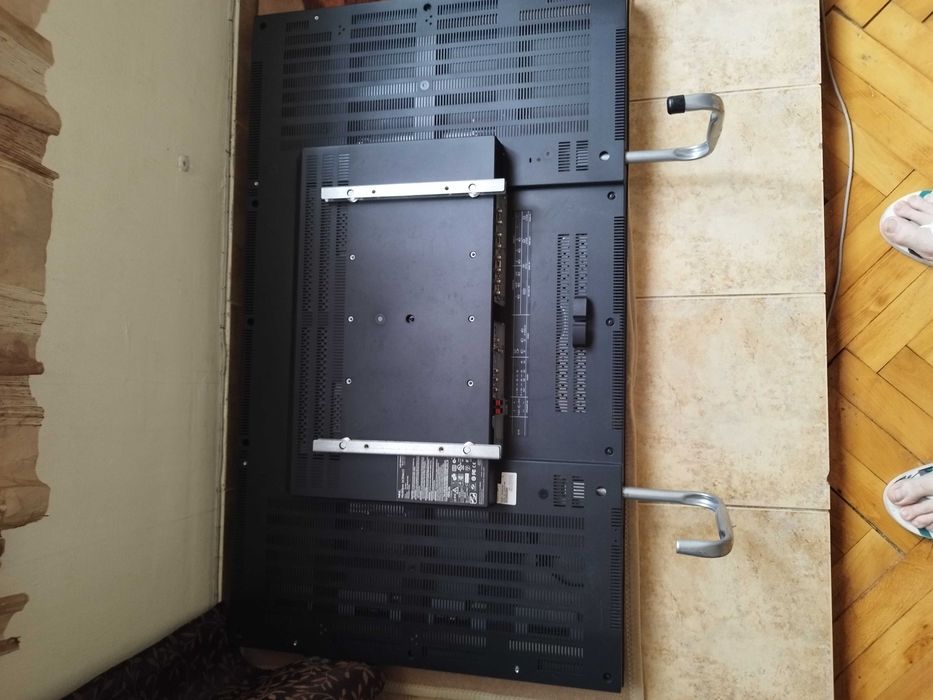 Телевизор монитор NEC,много малко използван