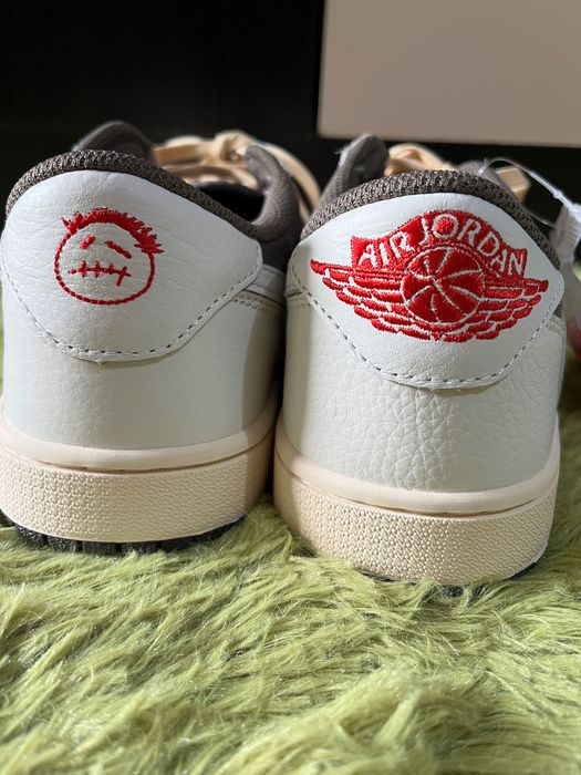 Nike Air Jordan 1 Low x Travis Scott