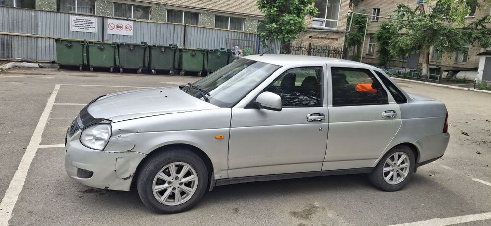 Продам машину Lada priora 2014года