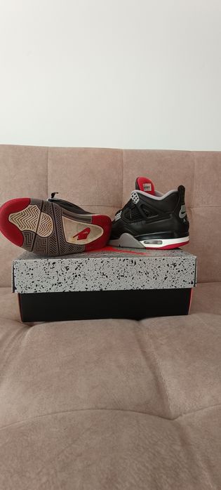 Air Jordan 4 Retro "Bred Reimagined"