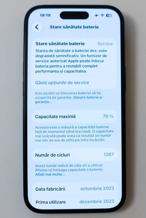 Iphone 15 ingrijit