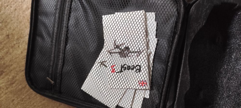 Дрон до 3 км с екстри и три батерии.