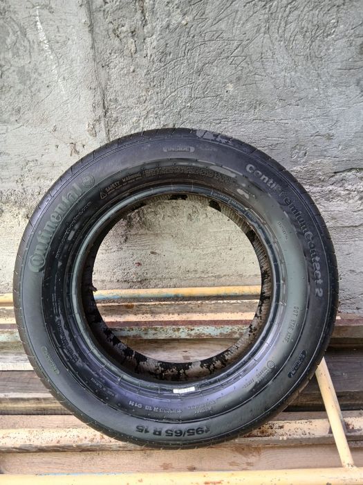Продам шины в комплекте 15