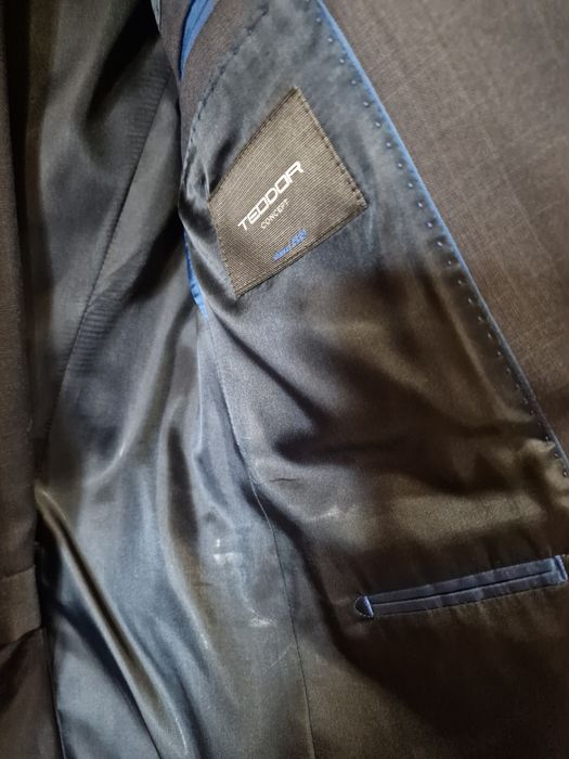 Промо цена! Мъжки тъмно син костюм Теодор