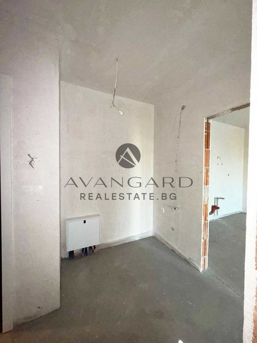 Продава се Двустаен апартамент в Пловдив, Тракия - 74 кв.м за 1675 €/кв.м - Снимка #4