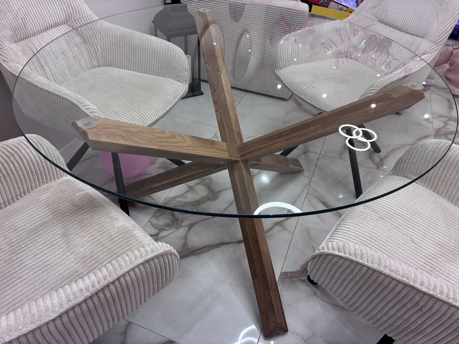 Кръгла кухненска маса с плот от закалено стъкло