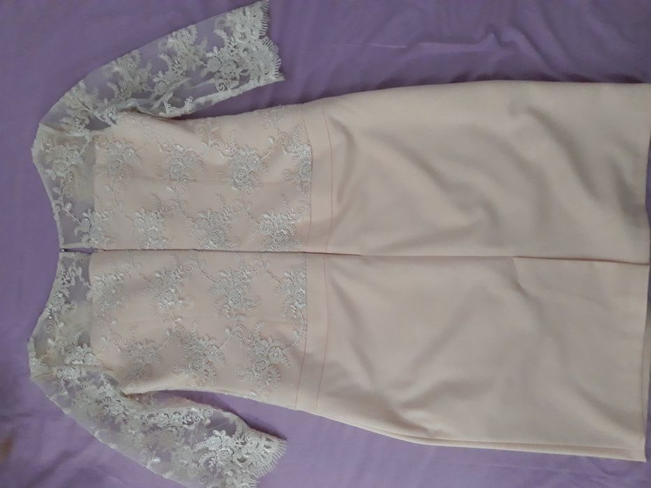 Rochie elegantă cu dantelă si perle+cadou