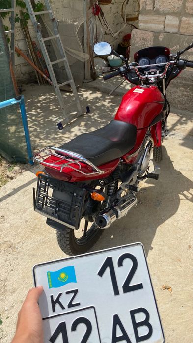 Продается мотоцикл предлогайте обмен