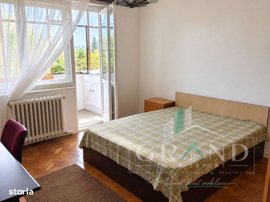 Ap 4 camere | 2 bai | Balcon | Gheorgheni-Hotel Royal