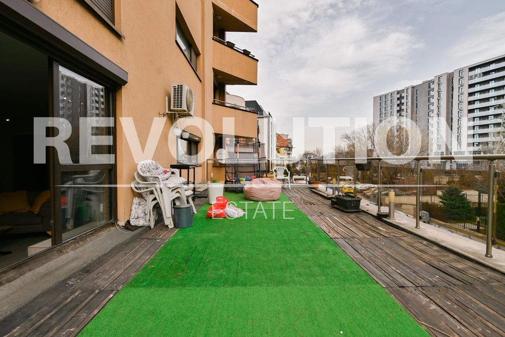 Дава се под наем Тристаен апартамент в София, Витоша - 108 кв.м за 830 € - Снимка #18