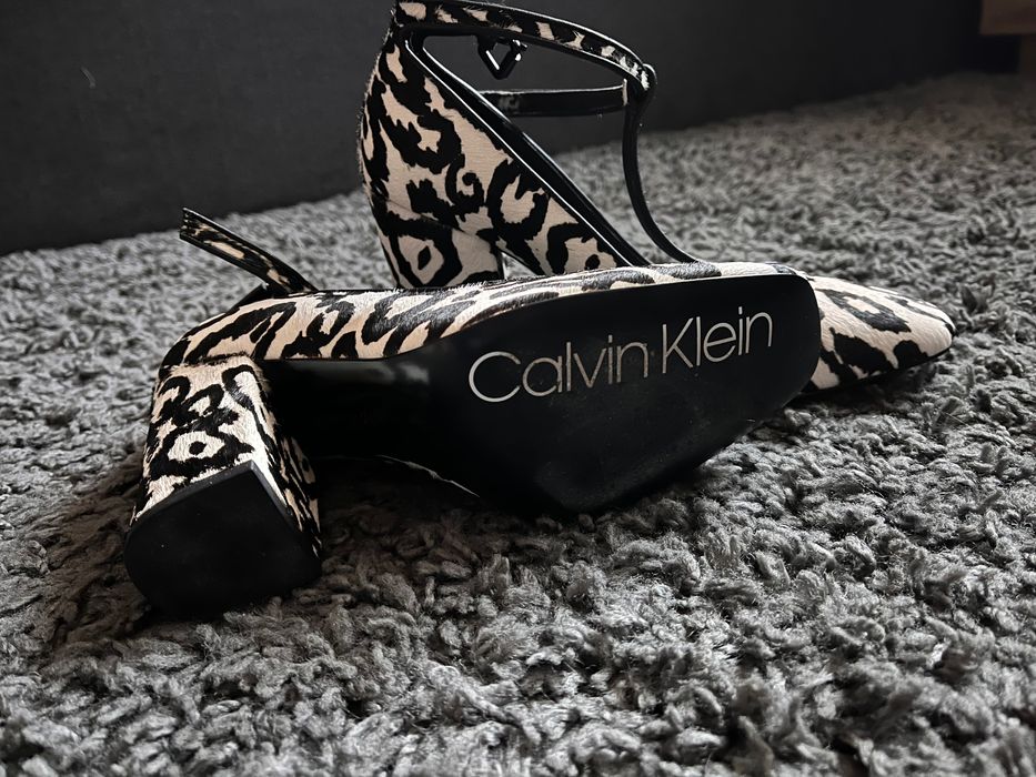 Calvin Klein луксозни дамски обувки