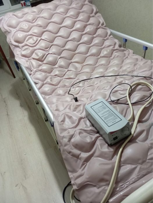 Продам  матрас от пролежней