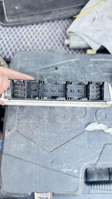Запчасти на BMW x5 е 53. Эбу