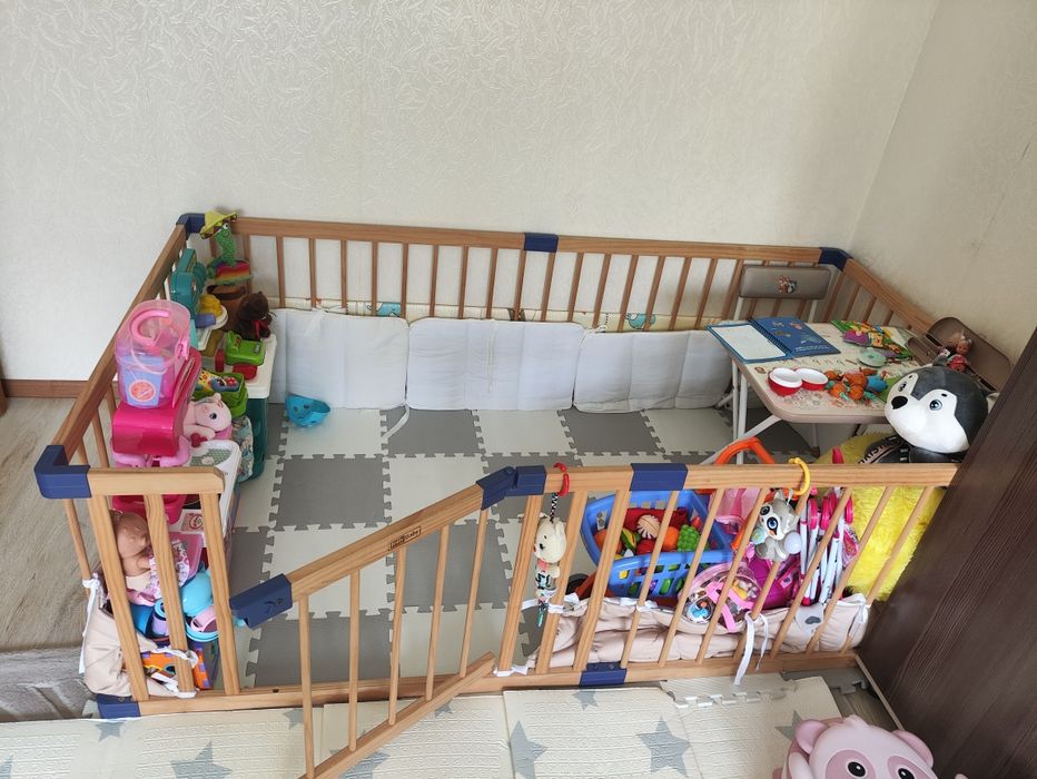 Манеж игровой деревянный