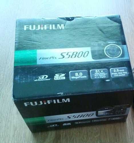 Aparat foto FUJI FinePix S5800 - 8 Mp
