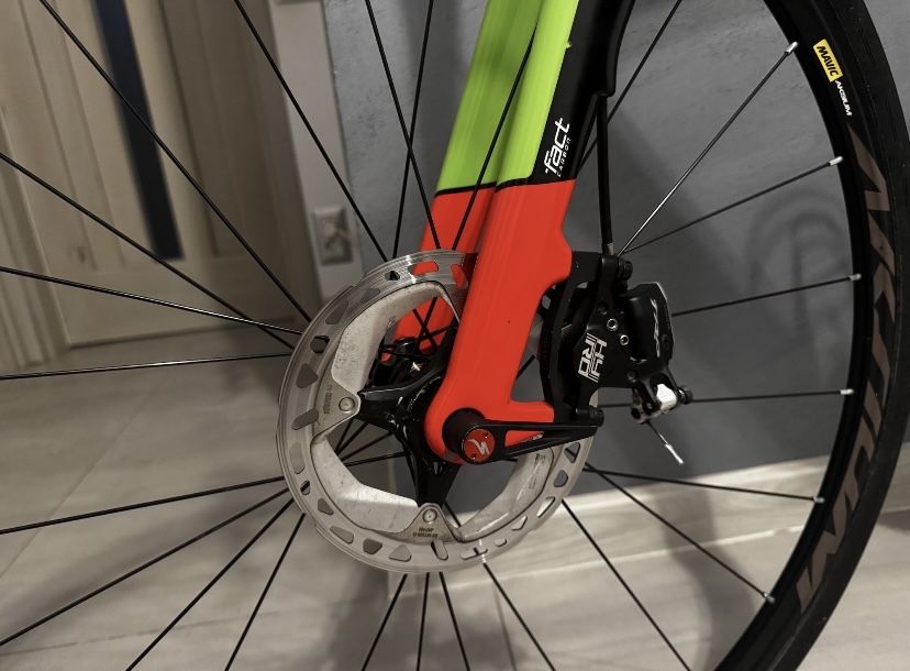 Bicileta moutain bike orice intrebare ai suna