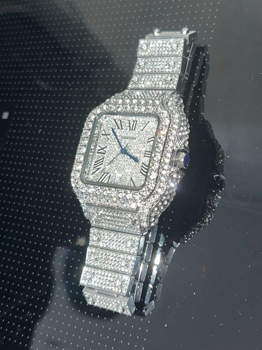 Ceas cartier nou , editie exclusiva