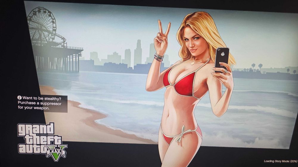 Xbox one, xboxone complet + 1 joc cadou GTA Grand theft auto 5 gta V