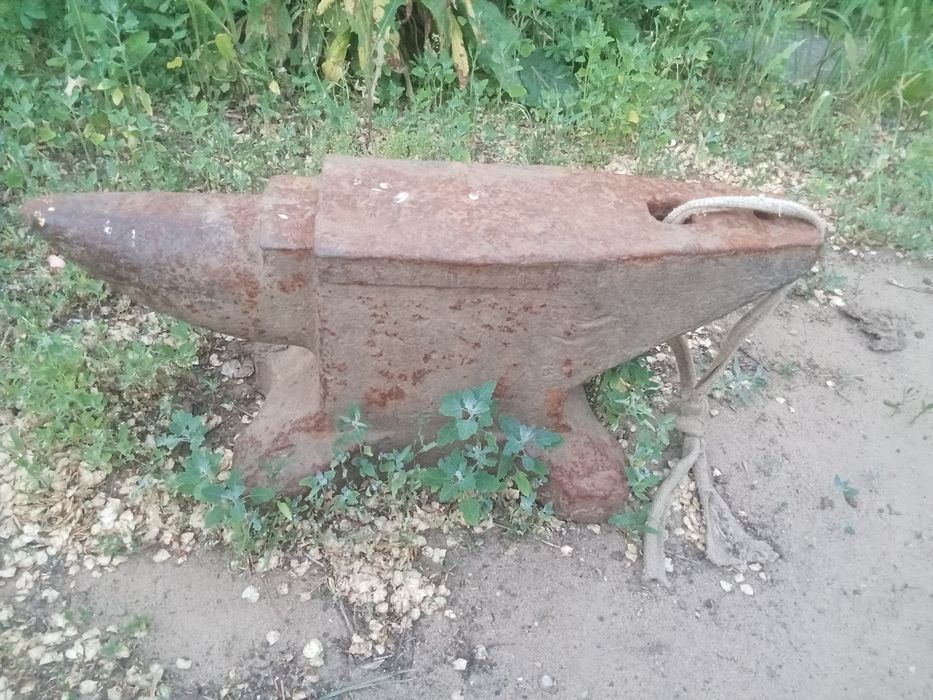 Продам наковальня