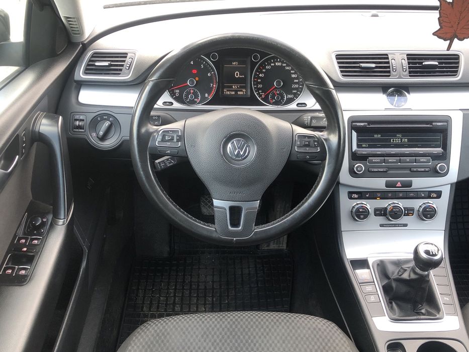 VOLKSWAGEN Passat 2012 — imagine 5