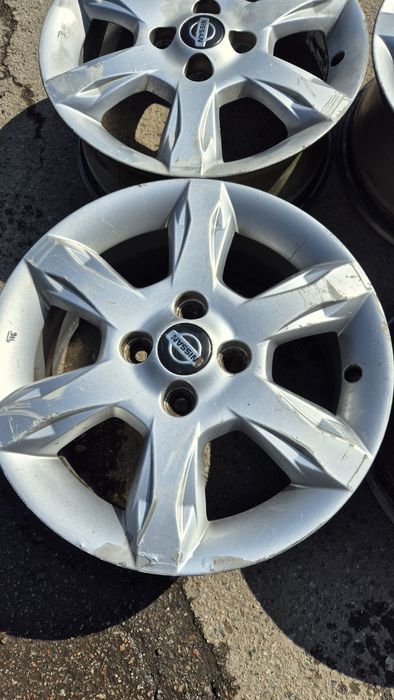 Диск на Ниссан Алмера