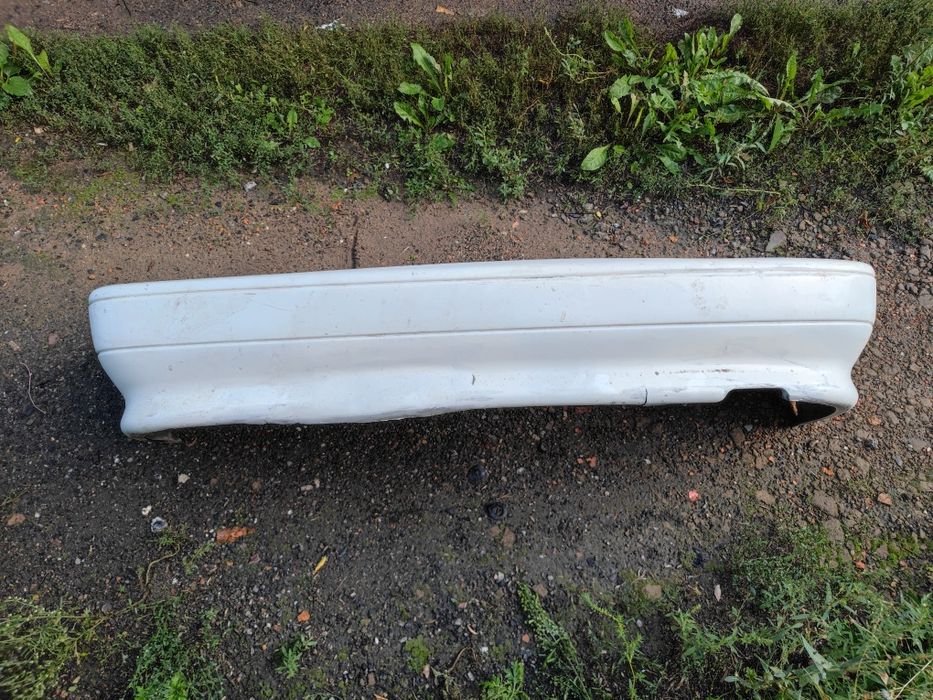 Задний бампер от audi 80