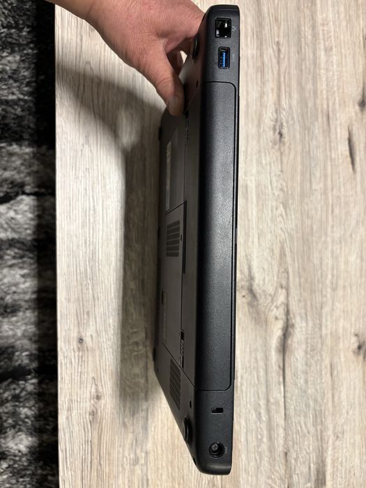 Лаптоп Dell inspiron N 4110