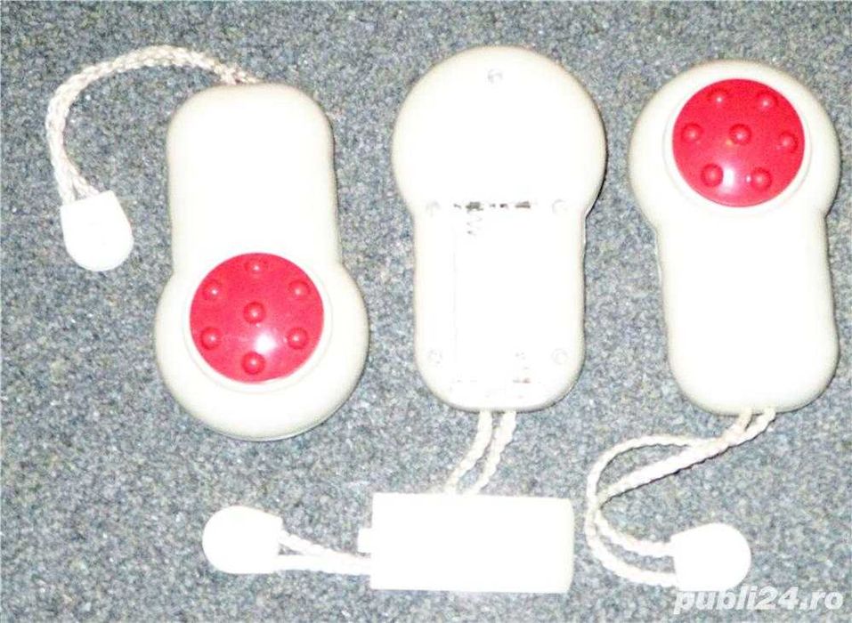 Aparat masaj pistol relax tone cu 4 capete 6 viteze acumulator intern gri argintiiu negre Aparat masaj slabit cu vibratii functioneaza cu 2 x AA 8 lei
