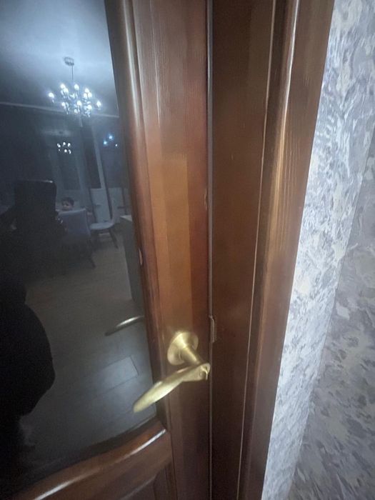 Продается настоящий деревянные двери