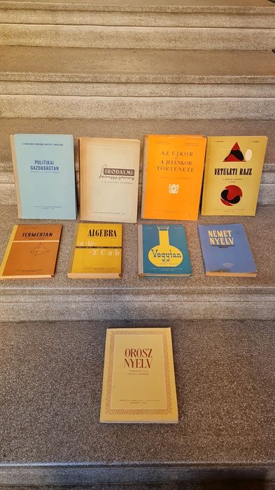 Manuale in limba maghiara,rare, cl V-XIIeditura Bucuresti anii 60