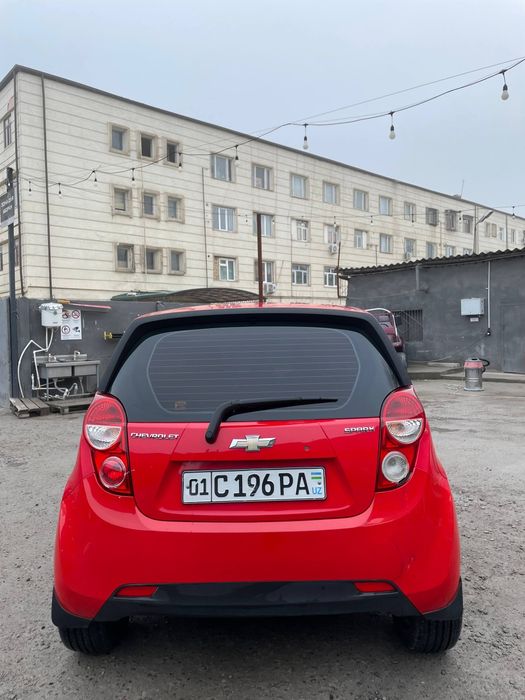 Spark arendaga beriladi