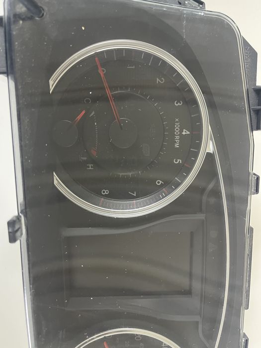 Продам щиток приборов от Camry 55