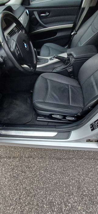 BMW E90 318D 2012