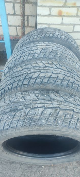 Комплект резины шиповонная