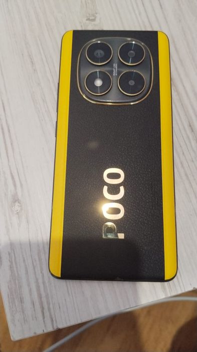 Продам поко х7 512гб