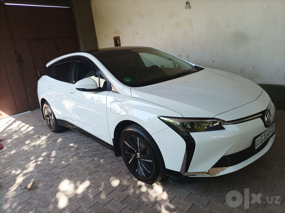 Buick VELIT6 ARENDAGA BERAMIZ yillari 2024 xotai zoʻr kraska toza