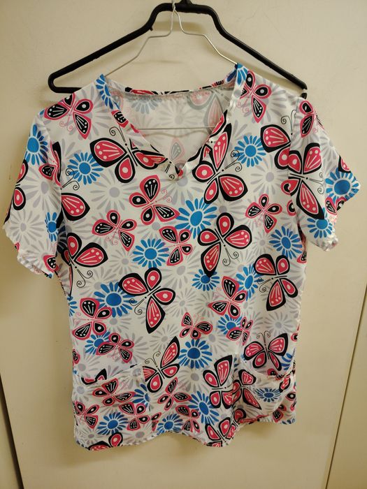 Медицински туники и панталони М размер