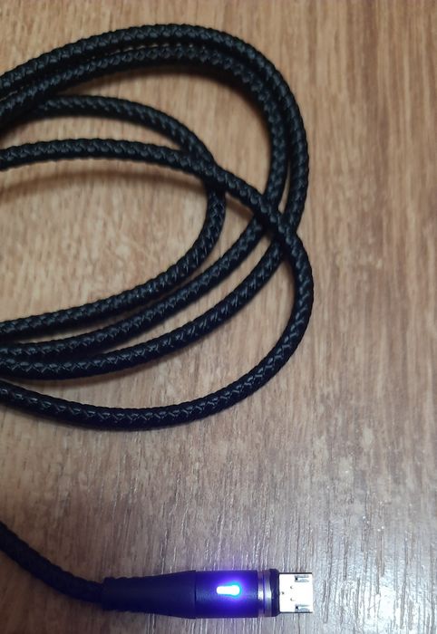 Cablu Magnetic 3 in 1, mufe Lightning/Micro USB/Type-C, 1 m, 2 A, Nou!