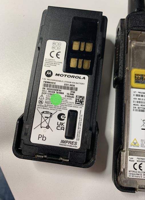 Statie Radio UHF Motorola DP4400e Statie Emisie Receptie