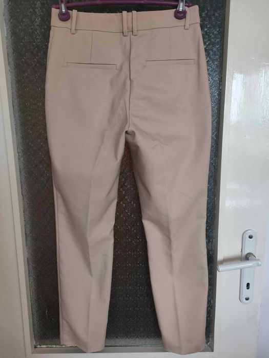 Дамски панталон от H&M, светлобежов, размер 38, висока талия