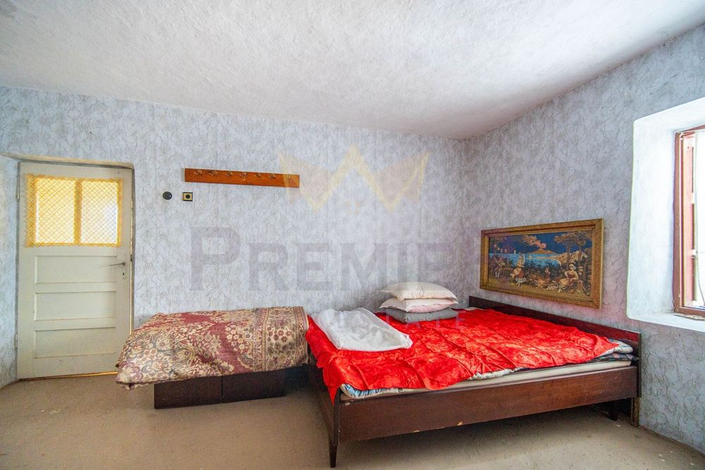 Къща в Добрич, област-с.Селце площ 105 цена 79000