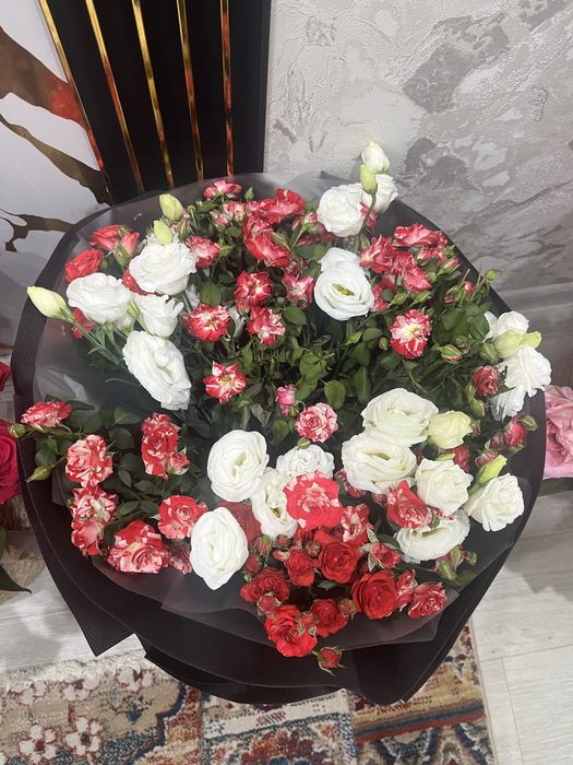 Продам цветы красивые