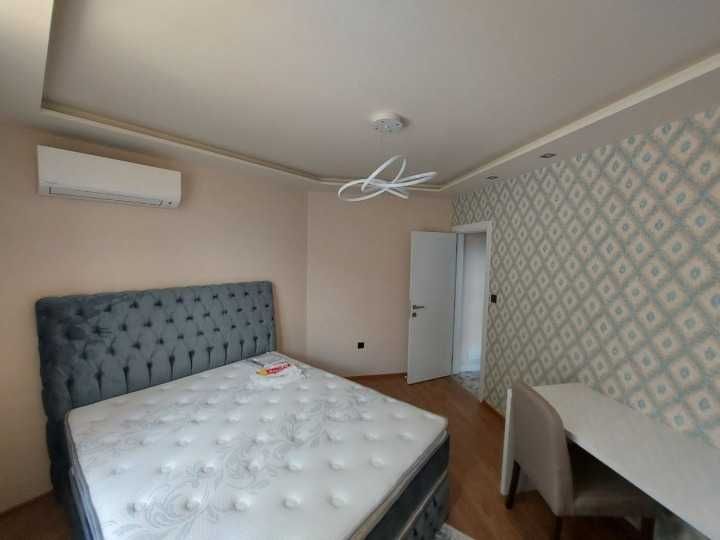 Продава се Двустаен апартамент в Пловдив, Младежки Хълм - 66 кв.м за 1236 €/кв.м - Снимка #2