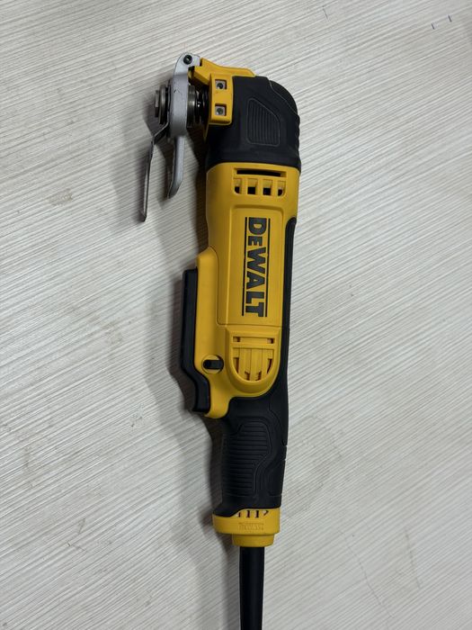 Dewalt реноватор, шуруповерт оригинал